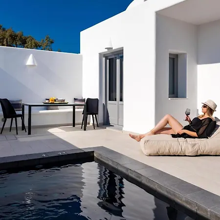 Villa Thrilling Santorini Gauche 2 Bedrooms Furnished Sun Terrace With Private Heated Pool *